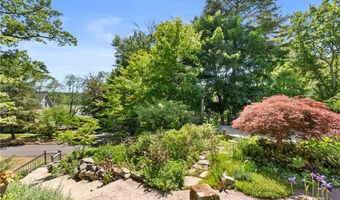 107 Spring Grove Rd, Glocester, RI 02814
