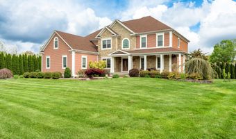 6 Congress Dr, Cromwell, CT 06416