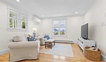 52 Chase Cir, Center Harbor, NH 03226