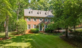 1018 Viewmont Dr, Asheboro, NC 27205
