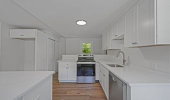 282 Parker Rd, Barnstable, MA 02668