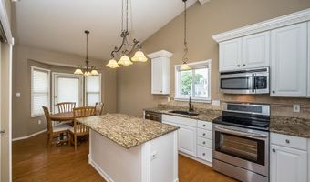 110 Creekside Trl, Arnold, MO 63010