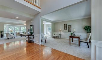 1515 Dietrich Glen Dr, Ballwin, MO 63021