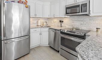 9 Pearl St 1G, Beach Haven, NJ 08008