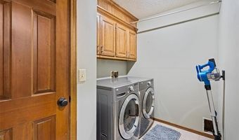2649 Regency Rd, Bartlesville, OK 74006
