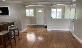 1221 N Chicago Ave, Arlington Heights, IL 60004