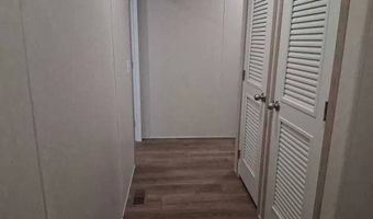 328 W. 53rd St 17, Anderson, IN 46013