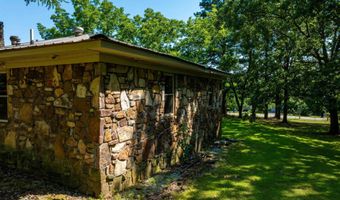 2389 Newport Rd, Batesville, AR 72501