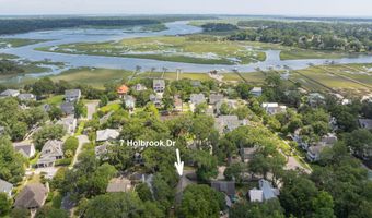 7 Holbrook Dr, Beaufort, SC 29902