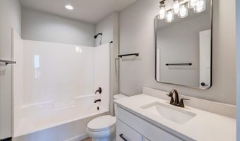 4872 Suelo Rd, Fitchburg, WI 53711