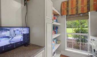 11353 Hattie K Dr, Biloxi, MS 39532