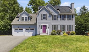 37 Hemlock Dr, Ayer, MA 01432