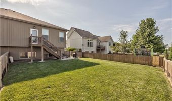 1326 N 159th St, Basehor, KS 66007