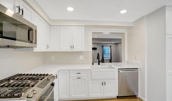 6063 HYDRANGEA Dr, Alexandria, VA 22310