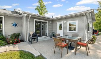 8110 Wolf Rd, Alton, IL 62002