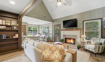 5080 Newpark Dr NW, Acworth, GA 30101