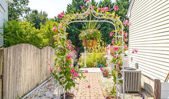 65 Chestnut Way Cir, Barnegat, NJ 08005