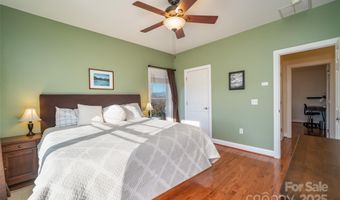 11 Forest Park Ln, Asheville, NC 28803