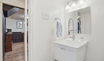 286 James Ave, Burlington, VT 05408