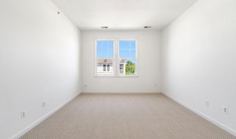 24691 LYNETTE SPRINGS Ter 303, Aldie, VA 20105