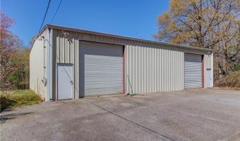 692 W Union Grv, Auburn, GA 30011