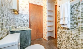 684 Sherwood Dr, Aurora, OH 44202