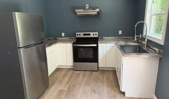 6013 E Greene St, Bay St. Louis, MS 39520