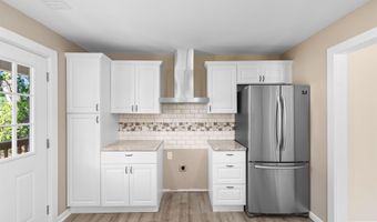 509 S Rosemary Ave, Andrews, SC 29510