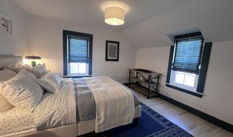 66 Howard St, Bangor, ME 04401