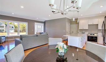 9 Cassidy Trl, Coventry, RI 02816