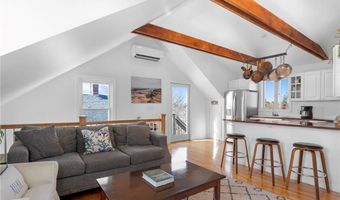 3 Carroll Ave, Newport, RI 02840