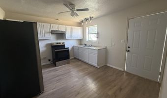 808 810 812 N Roselawn Ave, Artesia, NM 88210