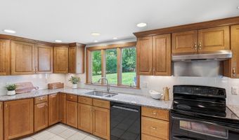 81 Alcott St, Acton, MA 01720