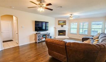 7211 Veal Station Rd, Weatherford, TX 76085