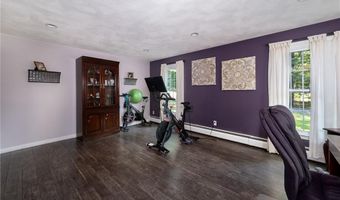 2 Elizabeth Ann Dr, Johnston, RI 02919