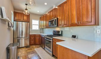 255 N BRYAN St, Arlington, VA 22201