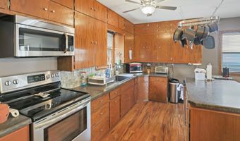 1423 S 7th St, Aberdeen, SD 57401