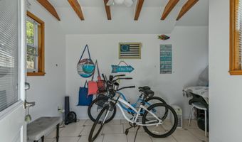 310 MAGNOLIA St, Atlantic Beach, FL 32233