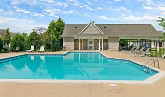 1405 Millbrook Trl, Ann Arbor, MI 48108