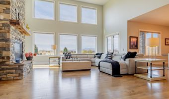 44 Sugar Bars Dr, Cody, WY 82414