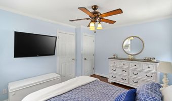 19 Harpoon St, Beachwood, NJ 08722