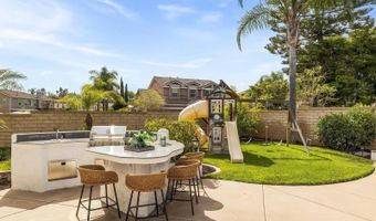 2337 Douglaston Gln, Escondido, CA 92026