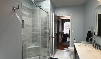 1327 HARVARD St NW, Washington, DC 20009
