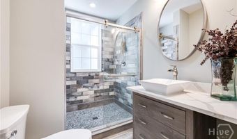 705 E Park Ave, Savannah, GA 31401