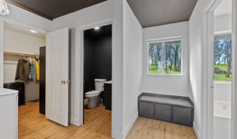 19789 Weide Way, Anderson, CA 96007