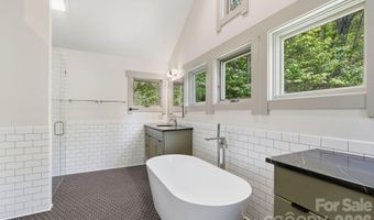 144 Pegg Rd, Barnardsville, NC 28709