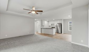 20815 WALNUT St, Aurora, OR 97002