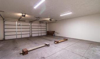 1043 Valley View Dr, Bloomfield, NM 87413