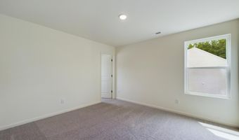 32 Moss Oaks Ct, Angier, NC 27501