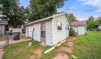 1624 S 19th St, Chickasha, OK 73018